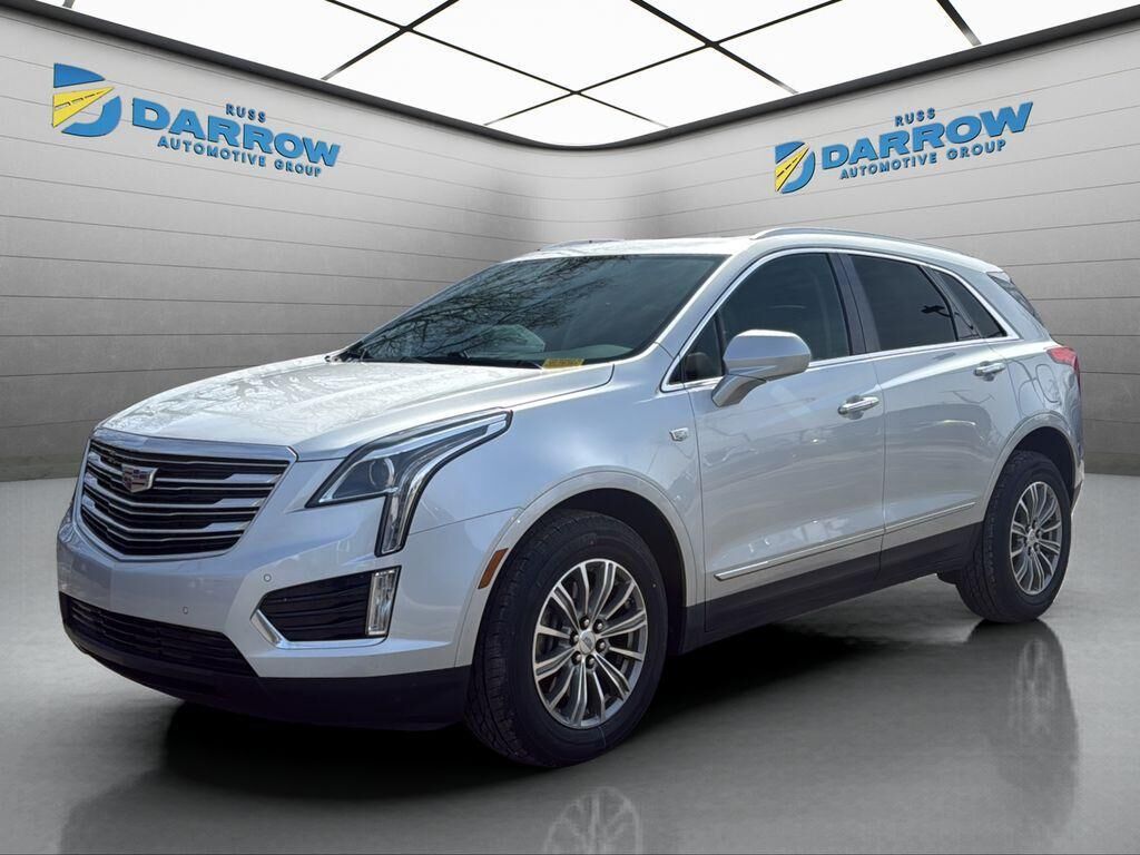 2017 CADILLAC XT5