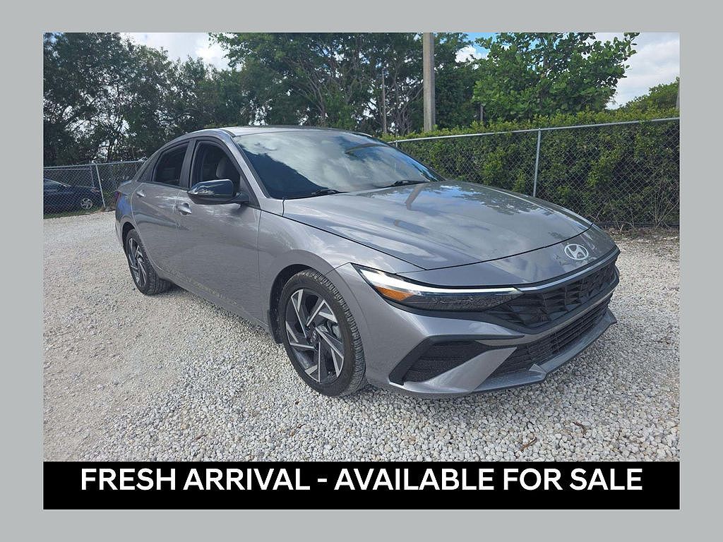 2025 HYUNDAI Elantra