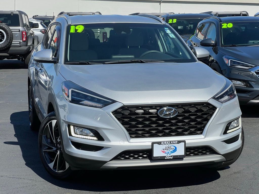 2019 HYUNDAI Tucson