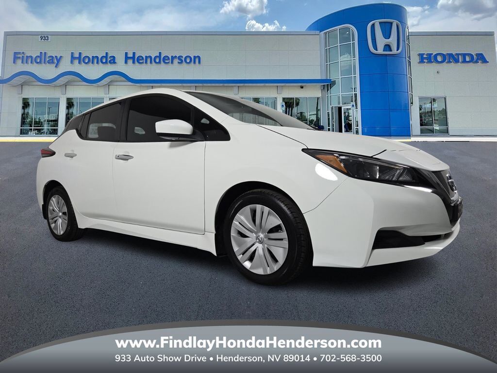 2022 NISSAN Leaf