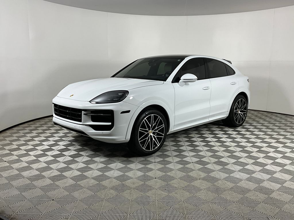 2024 PORSCHE Cayenne