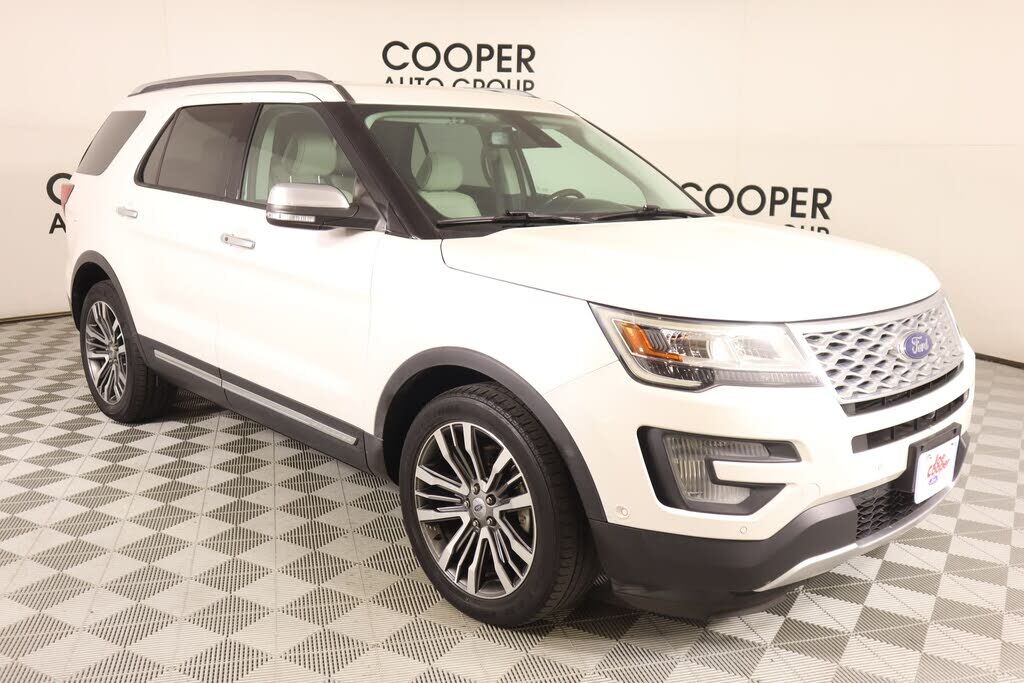 2017 FORD Explorer