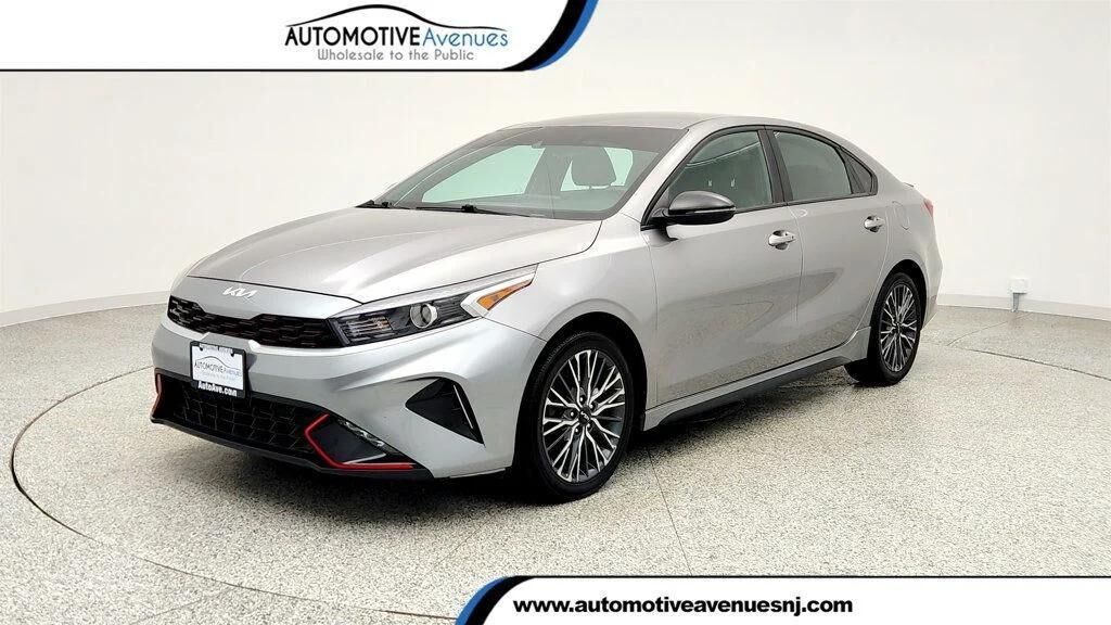 2023 KIA Forte
