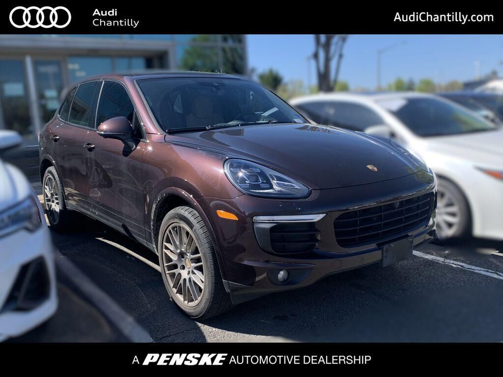 2017 PORSCHE Cayenne