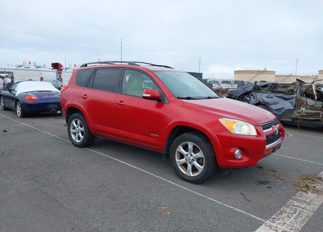 2011 TOYOTA RAV4