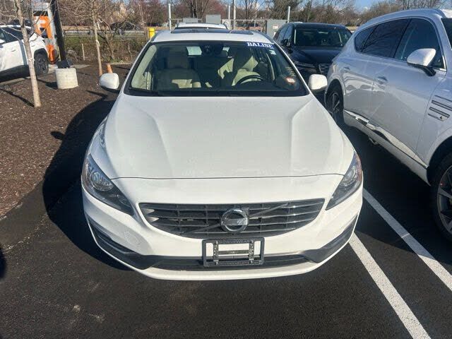 2015 Volvo V60