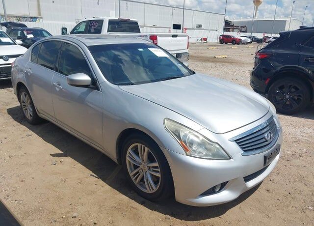 2011 INFINITI G37