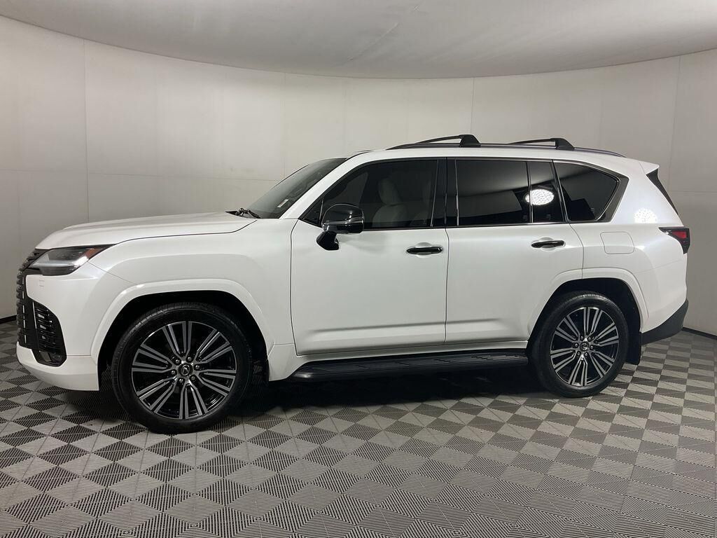 2024 LEXUS LX