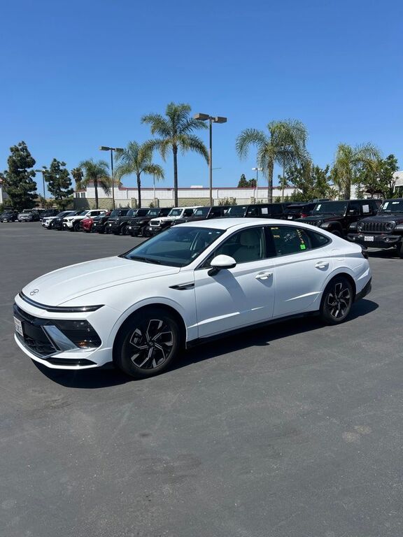2025 HYUNDAI Sonata