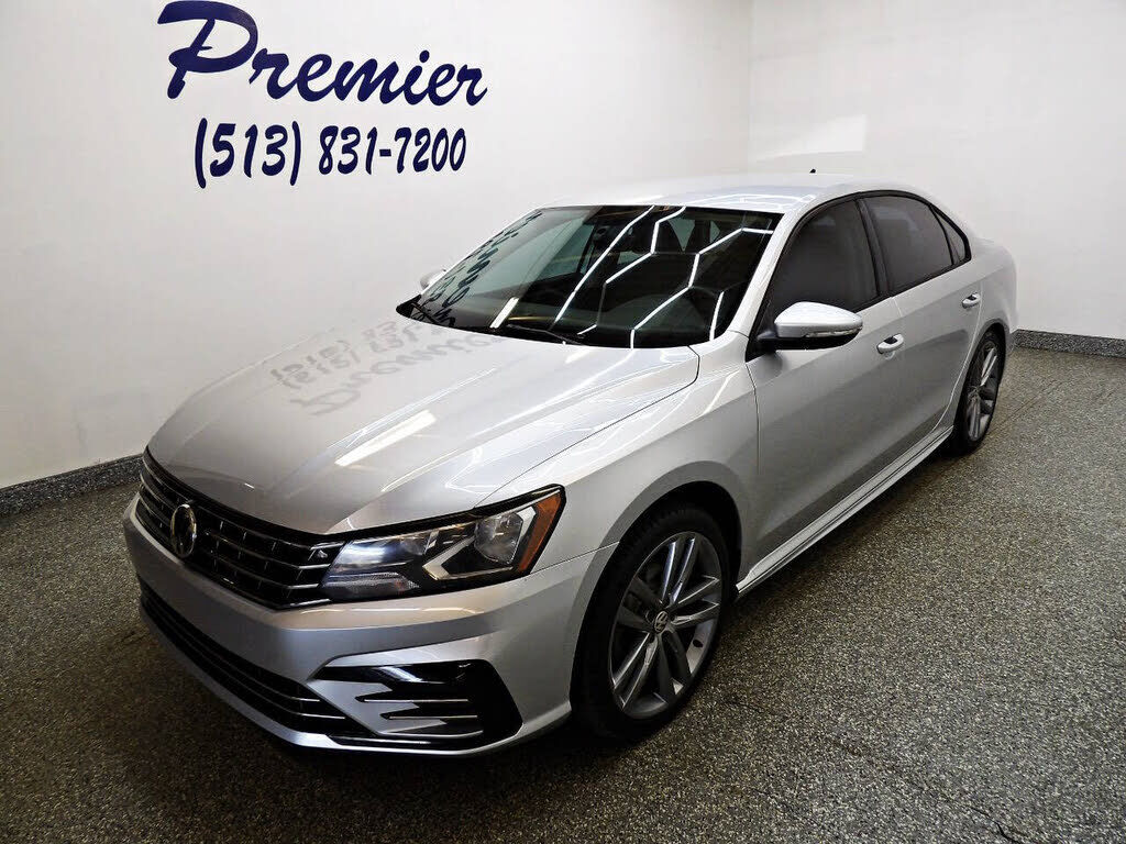2018 VOLKSWAGEN Passat