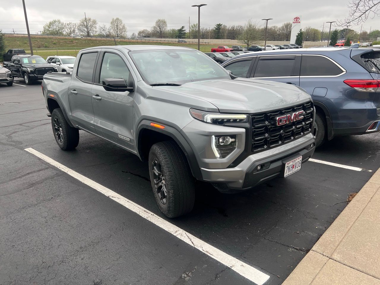 2023 GMC Canyon