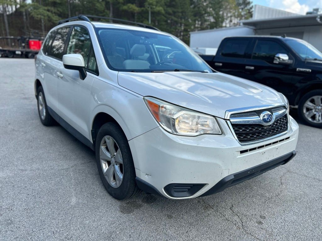 2014 SUBARU Forester