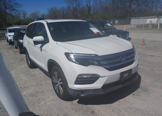 2017 HONDA Pilot