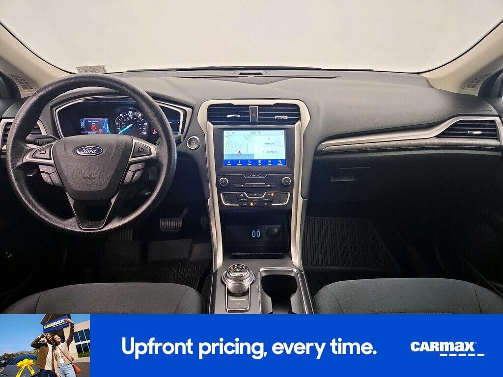 2019 FORD Fusion