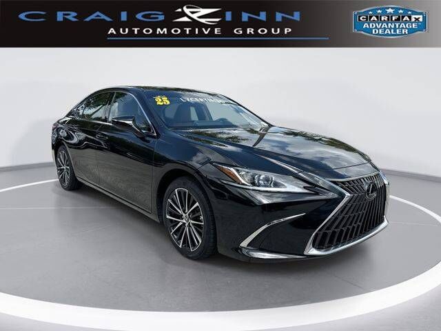 2025 LEXUS ES