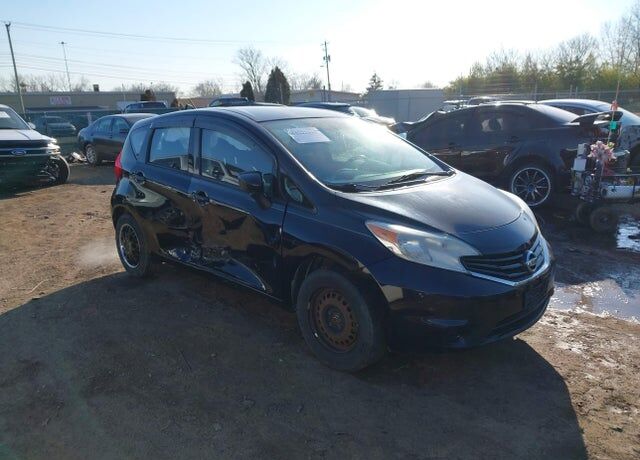 2015 NISSAN Versa