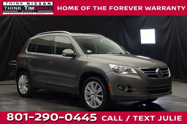 2011 VOLKSWAGEN Tiguan