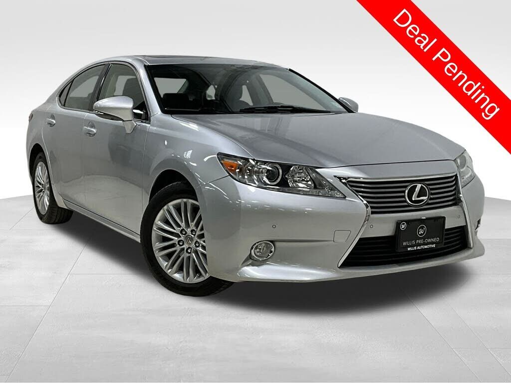 2013 LEXUS ES