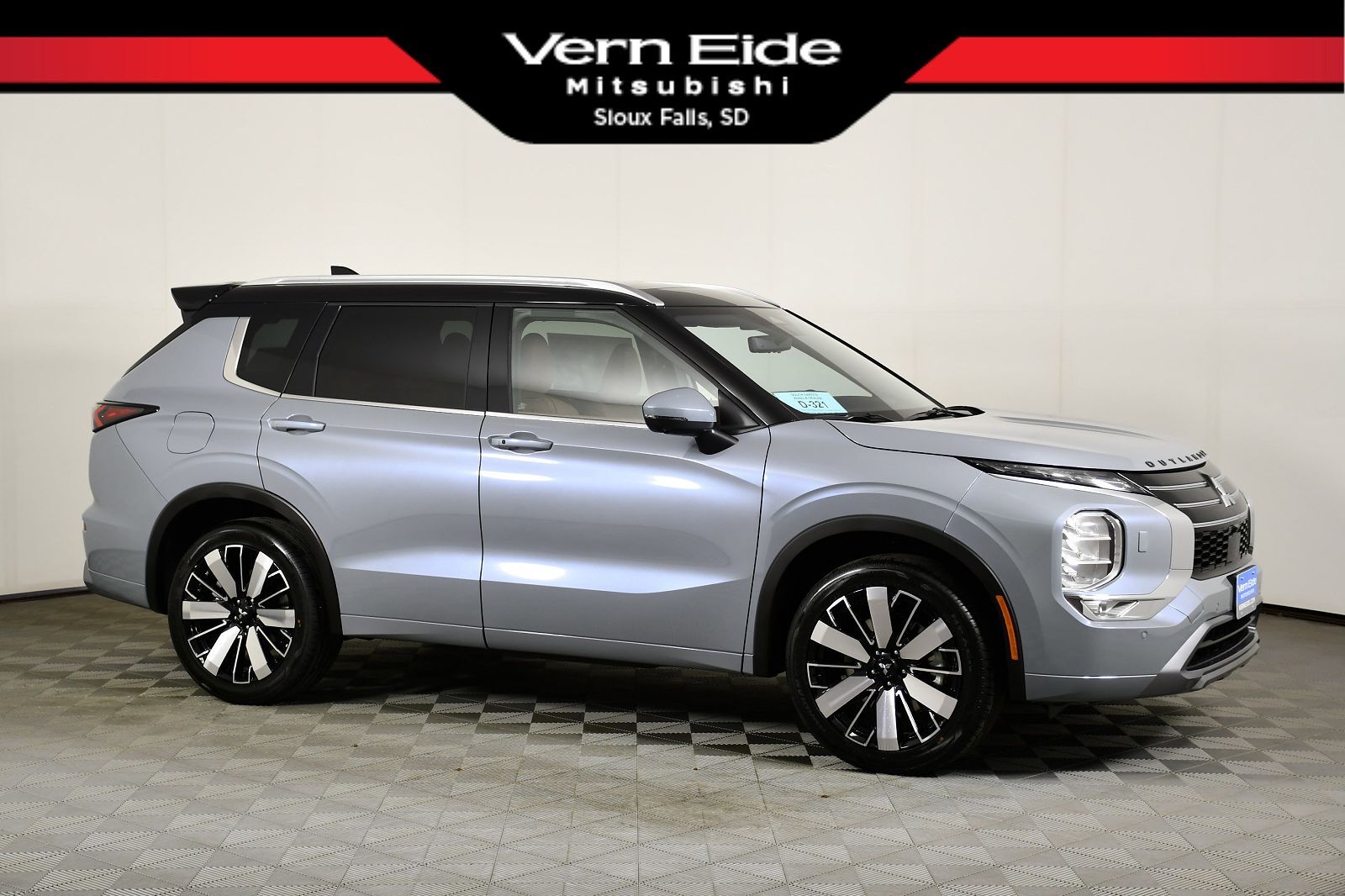 2026 MITSUBISHI Outlander