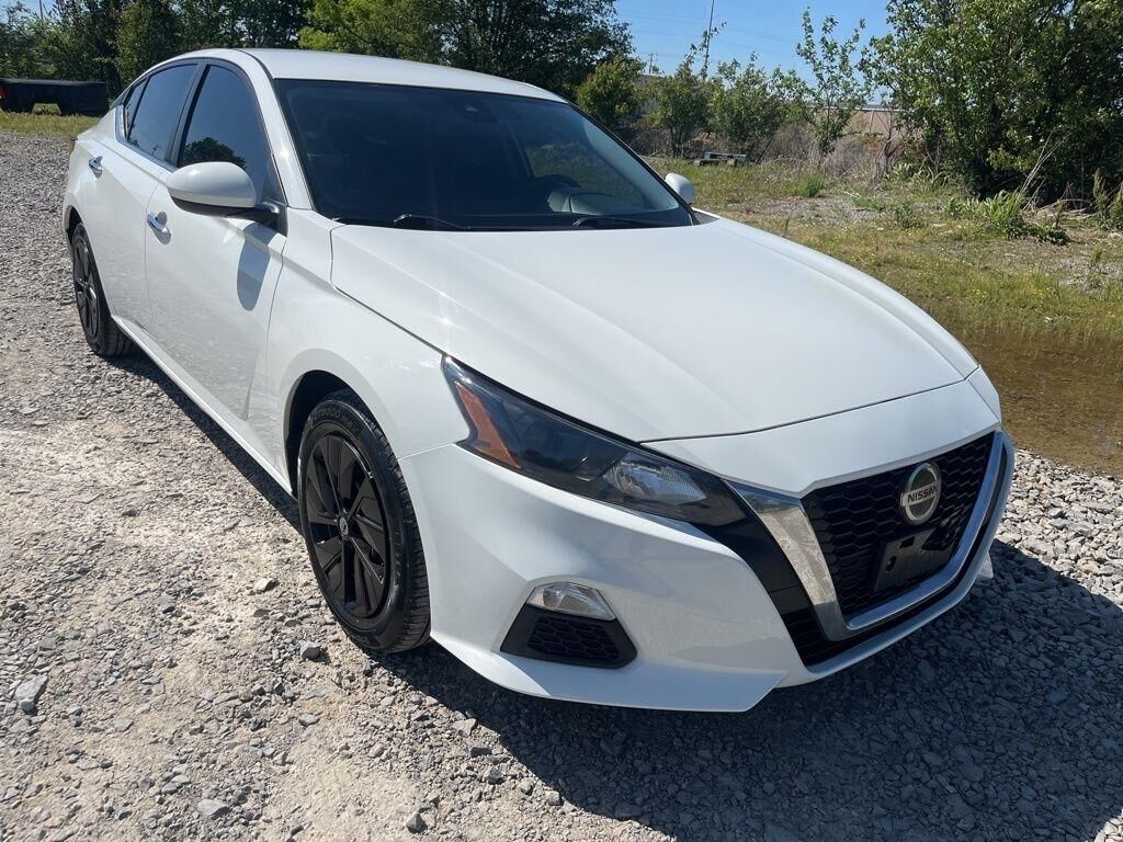 2022 NISSAN Altima