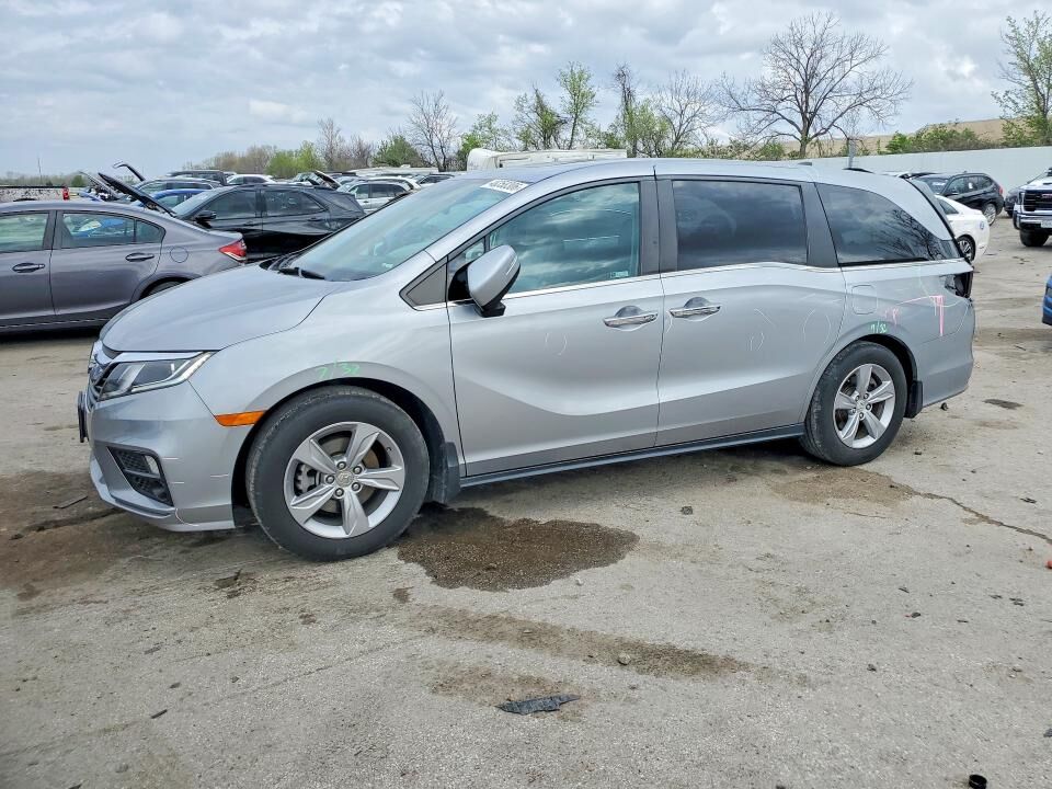 2018 HONDA Odyssey