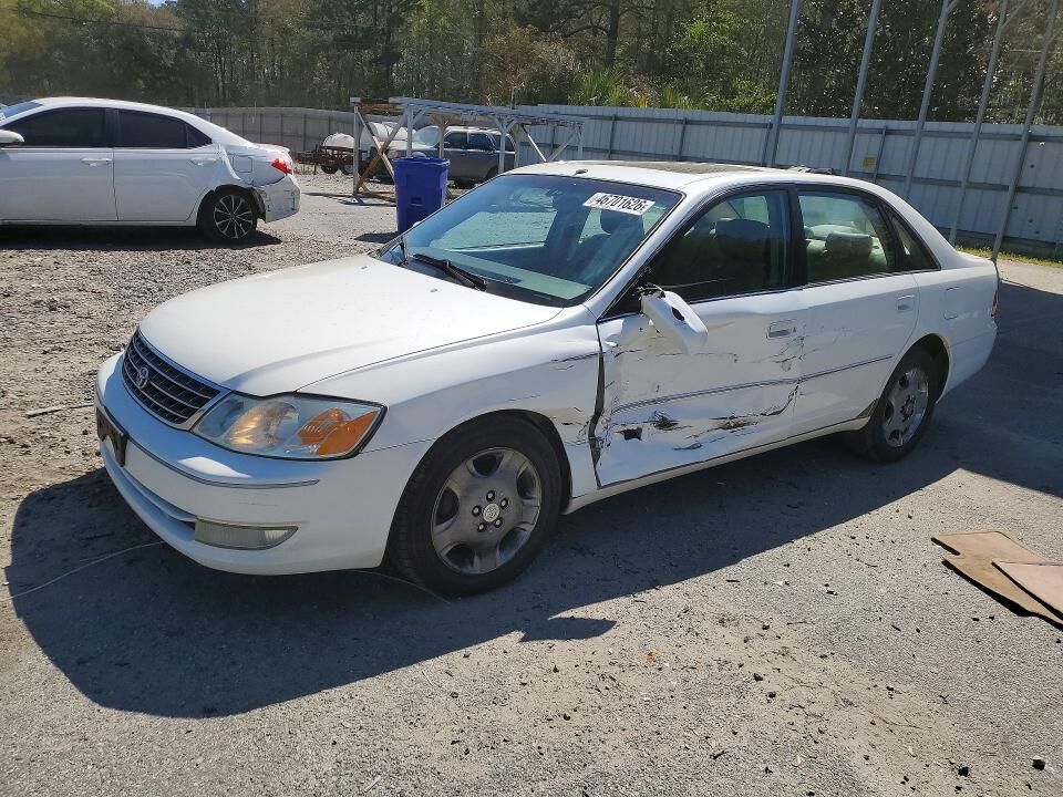2003 TOYOTA Avalon