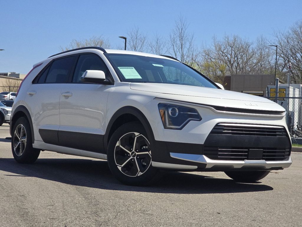 2025 KIA Niro