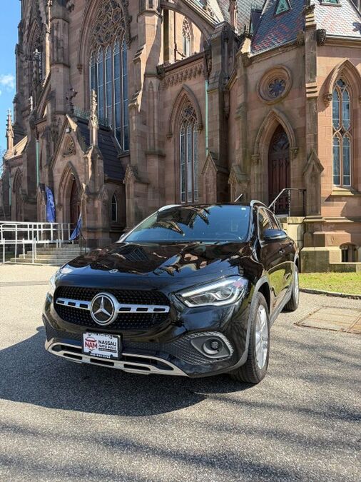 2021 MERCEDES-BENZ GLA-Class