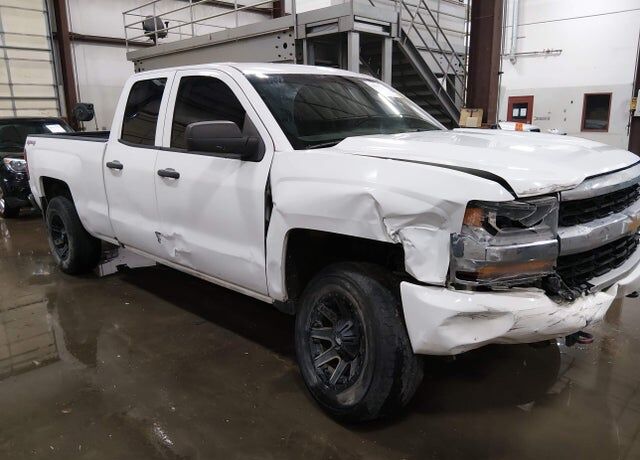 2017 CHEVROLET Silverado