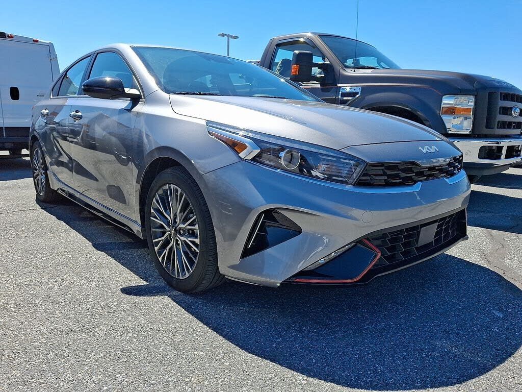 2024 KIA Forte