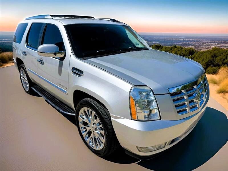 2011 CADILLAC Escalade