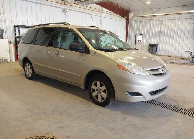 2006 TOYOTA Sienna