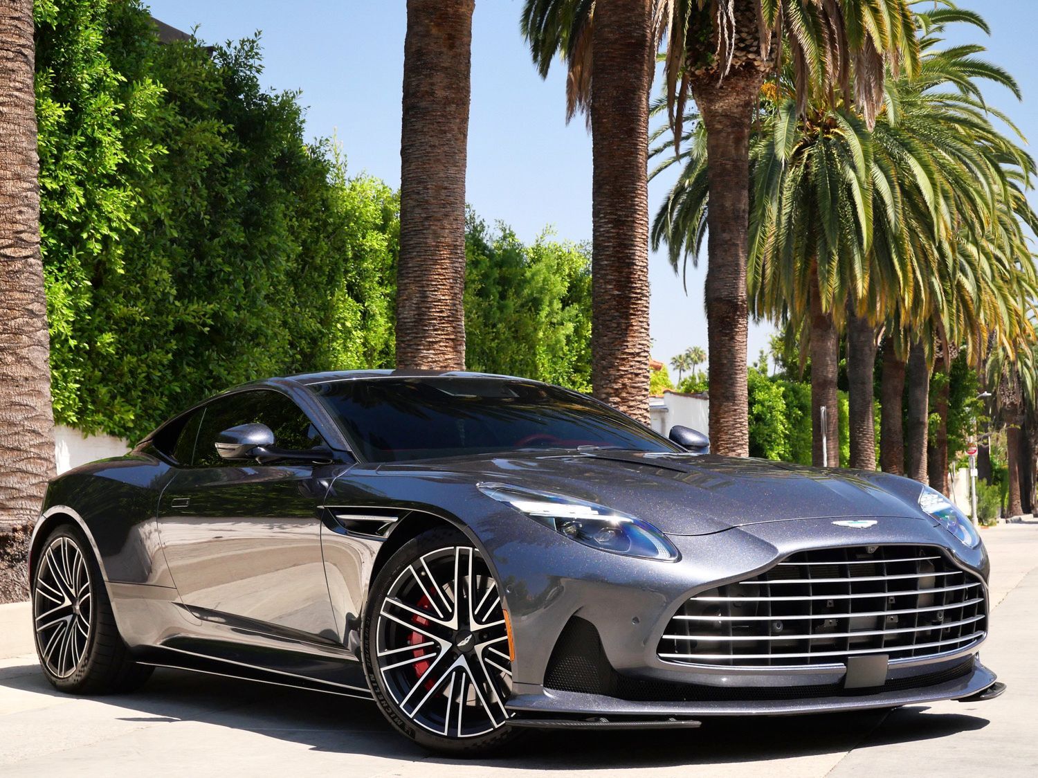 2024 ASTON MARTIN DB12