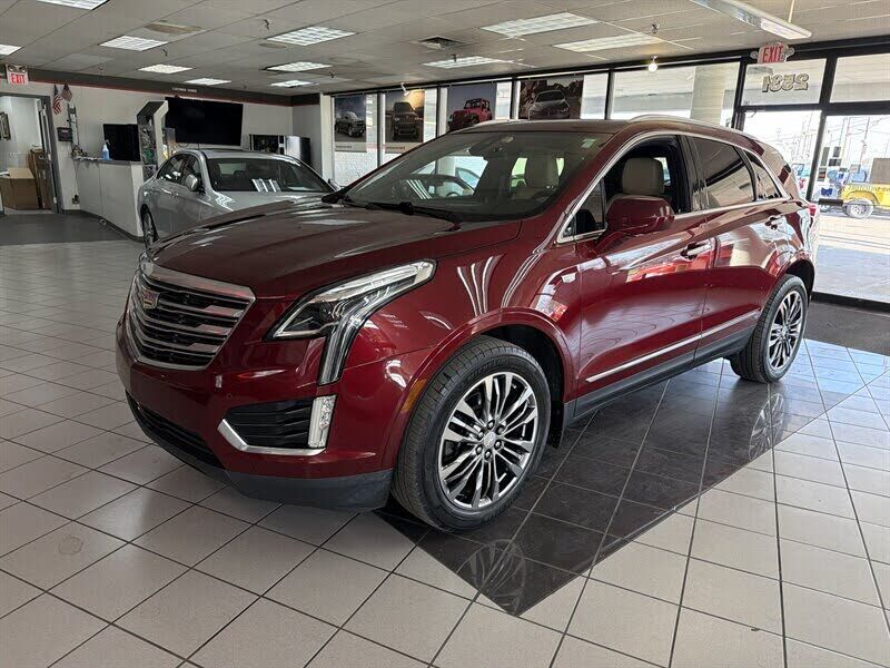 2017 CADILLAC XT5