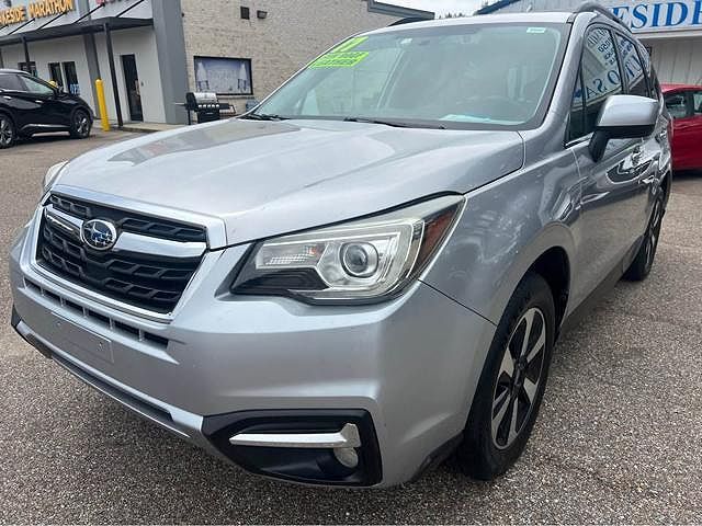 2017 SUBARU Forester