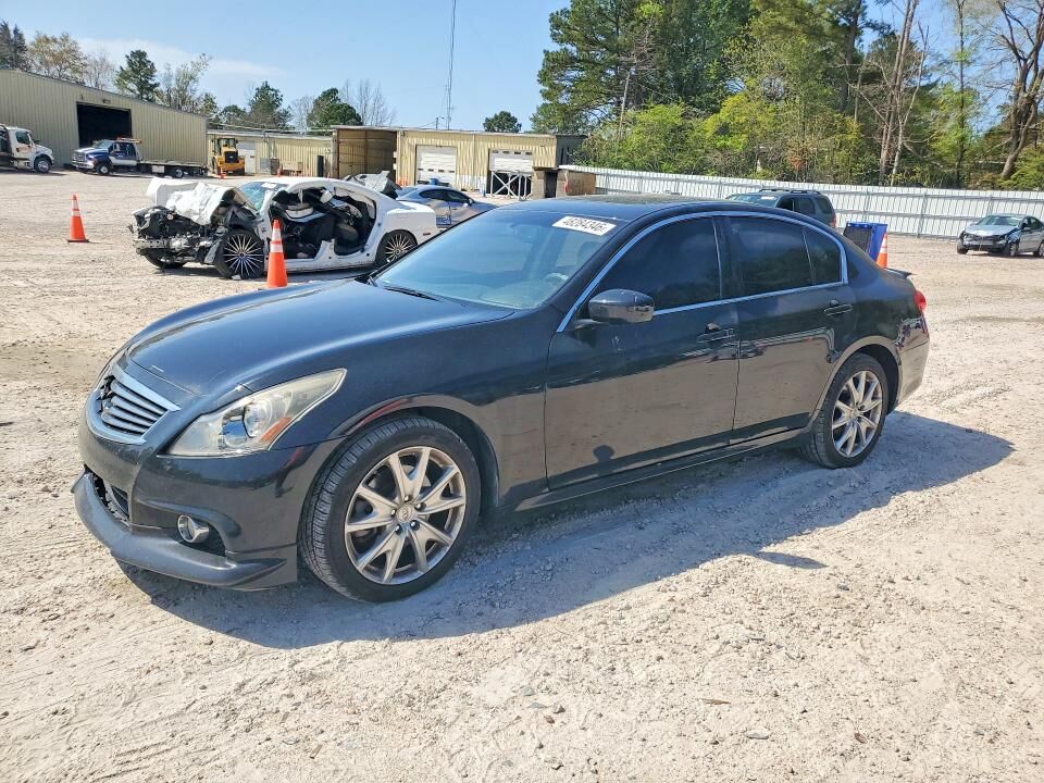 2011 INFINITI G37