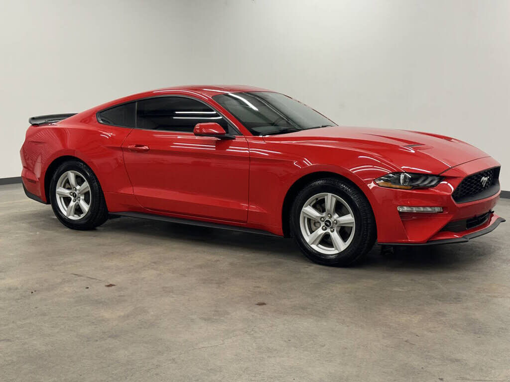 2019 FORD Mustang