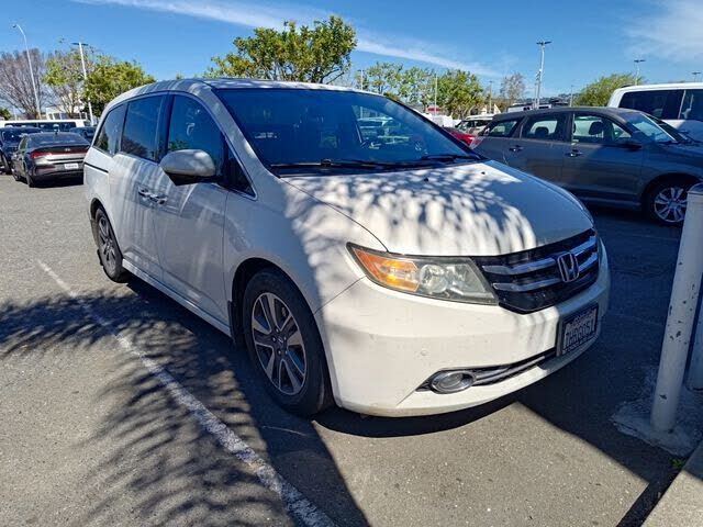 2015 HONDA Odyssey