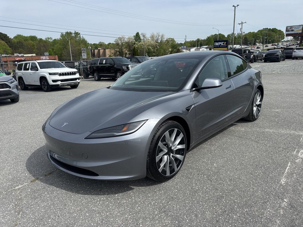 2024 TESLA Model 3