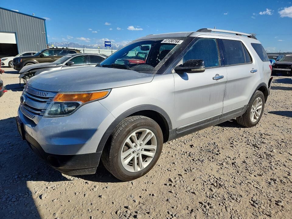 2013 FORD Explorer