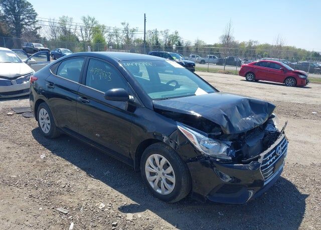 2022 HYUNDAI Accent
