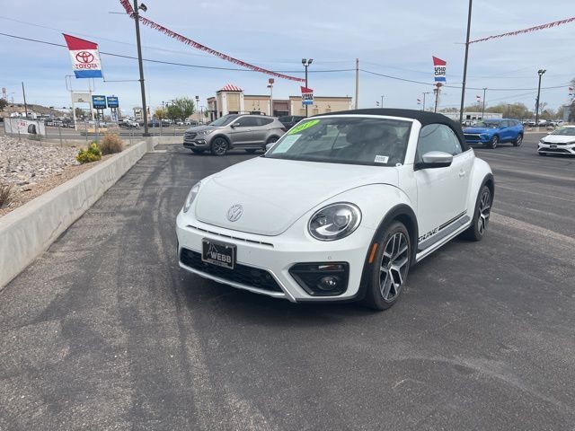 2017 VOLKSWAGEN Beetle