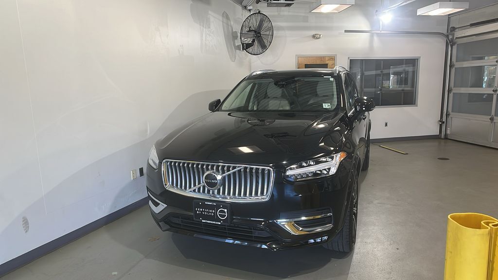 2024 VOLVO XC90