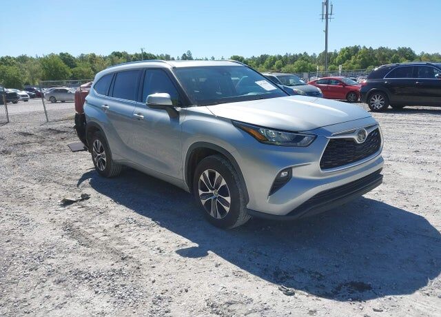 2020 TOYOTA Highlander