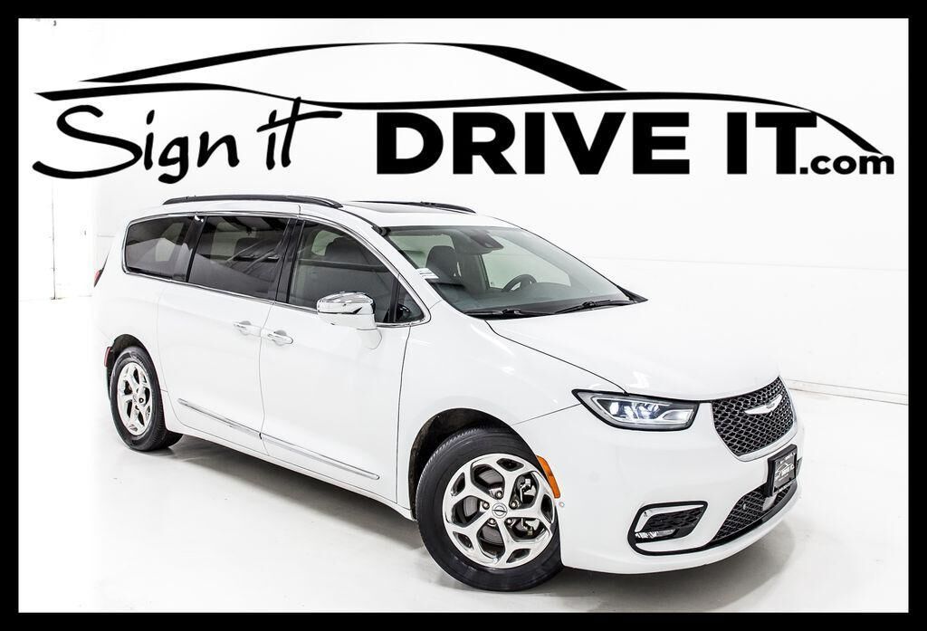 2022 CHRYSLER Pacifica