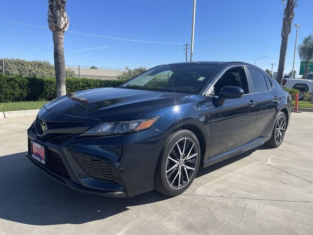 2021 TOYOTA Camry
