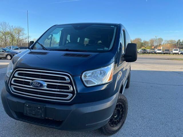 2017 FORD Transit