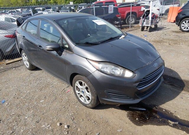2015 FORD Fiesta