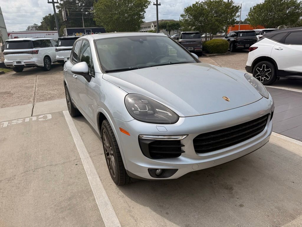 2018 PORSCHE Cayenne