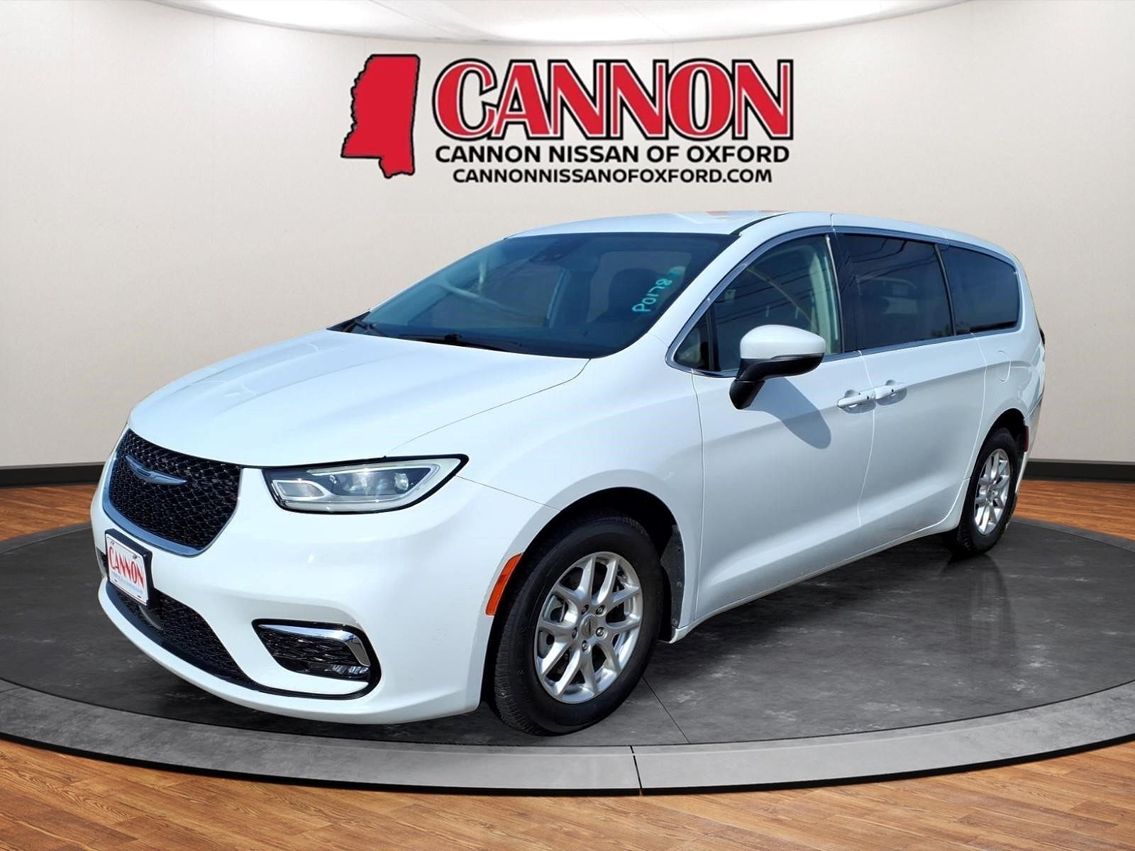 2023 CHRYSLER Pacifica